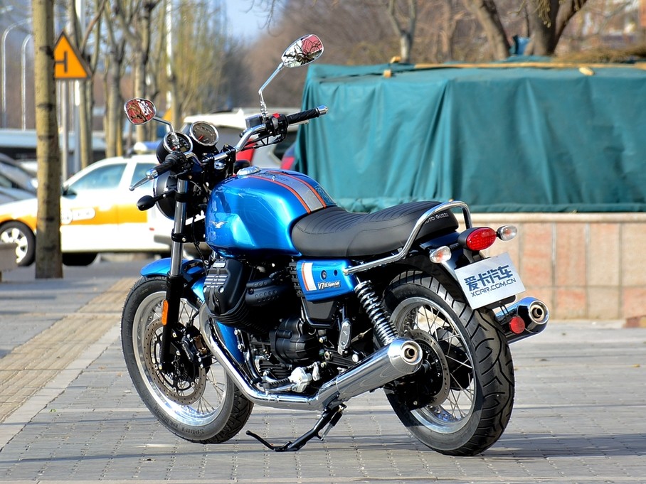 Ħй;Moto Guzzi:V7 III;V7 3;V7 III SPECIAL;V7 