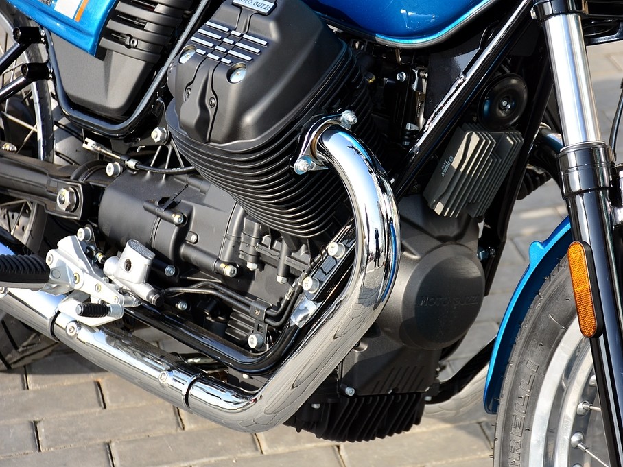 Ħй;Moto Guzzi:V7 III;V7 3;V7 III SPECIAL;V7 