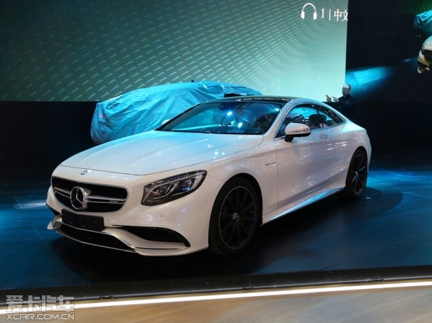 奔驰S63 AMG Coupe 现身北京车展展馆
