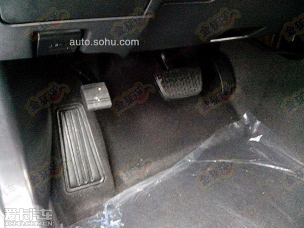 力帆820自动档车型谍照 搭载2.4L发动机