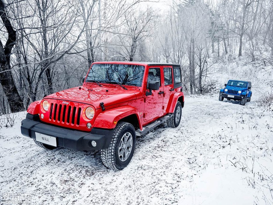 201518գ2015JeepʽУ³Ƴͣۼάֲ䣬ۼΪ42.99-53.99Ԫ