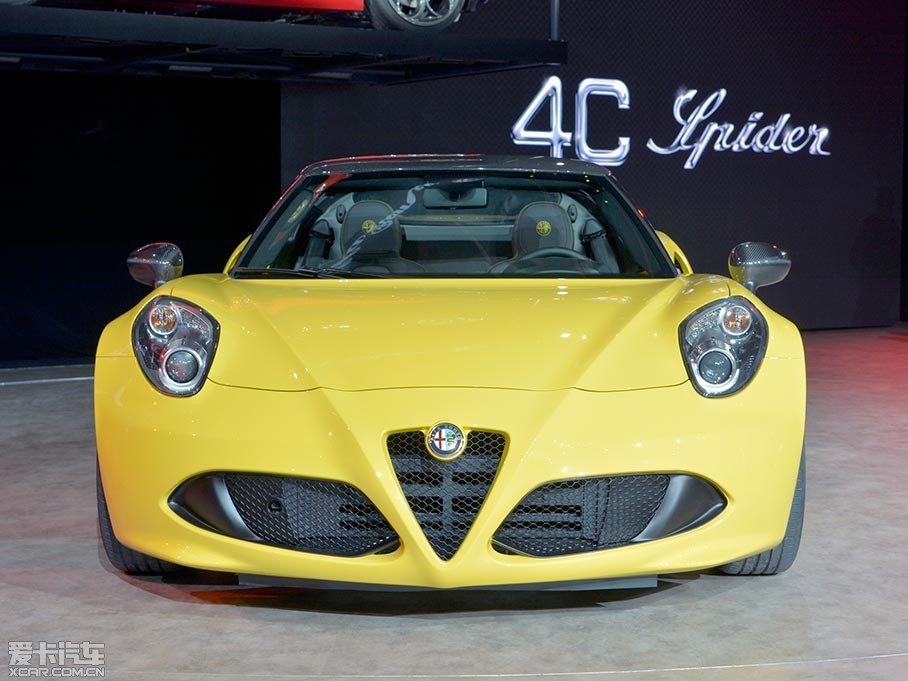 2015չϣŷʽȫ³4C Spider˿ɲжϵͳ֮⻹ѡװһ̼άʵĿɲжӲ