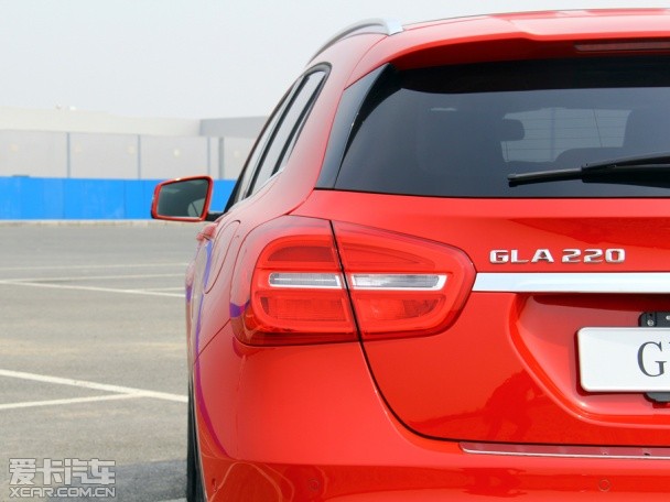 国产奔驰GLA正式下线 将于上海车展亮相