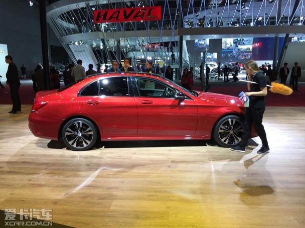 国产奔驰C标准轴距版 上海车展正式发布