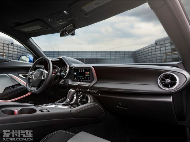 全新雪佛兰科迈罗发布 SS车型达455马力 全新雪佛兰科迈罗发布 SS车型达455马力