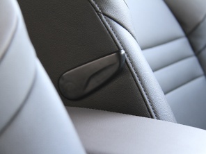 愛卡實拍傳祺GS4