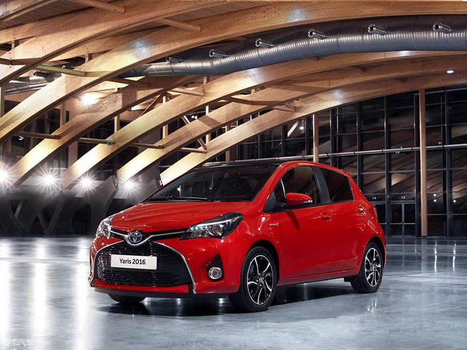 ڵʮĽ챱չϣ﷢¿YARiS L ţ³һĸı䣬붯ֲ䣬ṩɫѡ