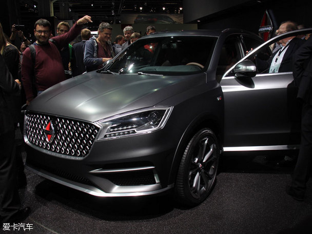BX7