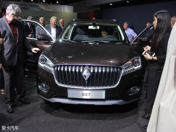 BX7