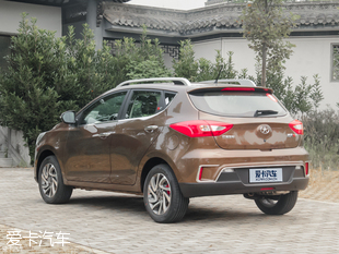 江淮汽車-瑞風S2