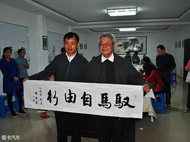 驭马自由行 探寻湖笔工艺