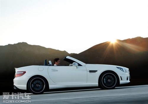 奔驰全新SLK 55 AMG