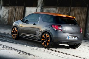 2012DS 3 w^