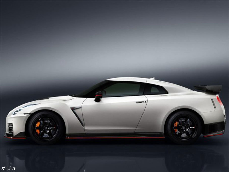 ǰղʽ¿GT-R NISMOĹͼ³Ŧ24Сʱʽ˴ƳNISMO汾ǻڸð汾