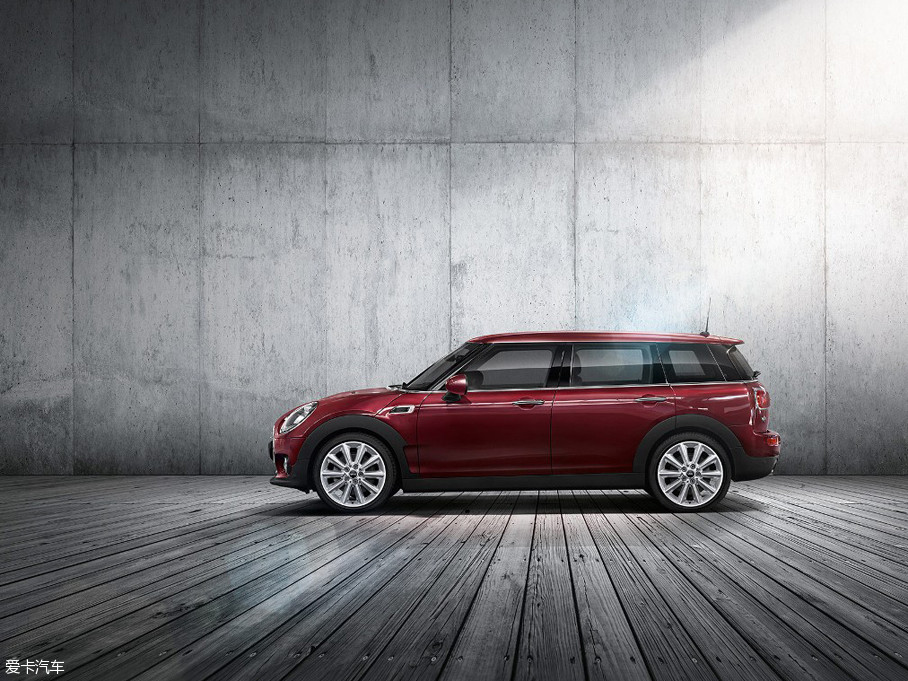 ǴMINIٷϤ100MINI ONE CLUBMAN漴ڹڷۡ³ΪMINI CLUBMANϵµżͣ³1.5T׷