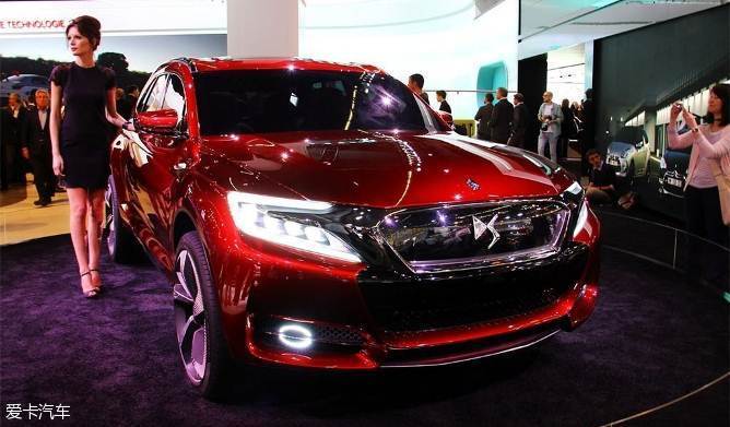 DS 6ΪDSƷ׿SUVͣ󵨵ĹҰźSUVҰһԱìܵĴʻιͬһУ̽DS 6Щ.