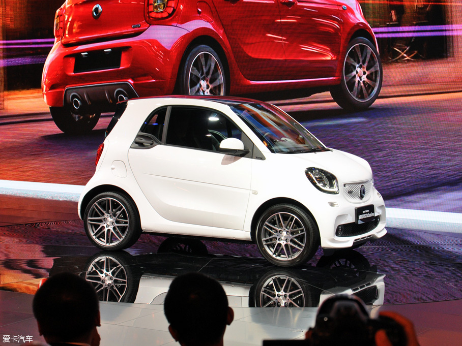 全新smart fortwo硬顶BRABUS Xclusive