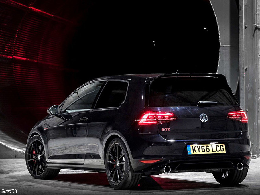 ǰڸ߶GTI͵40֮ʣڷ˸߶GTI Clubsport40泵͹ͼ߶GTI Clubsport2015귨˸չʽ