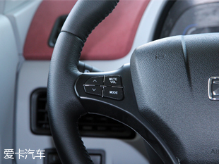 眾泰汽車2016款眾泰E200