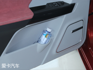 眾泰汽車2016款眾泰E200