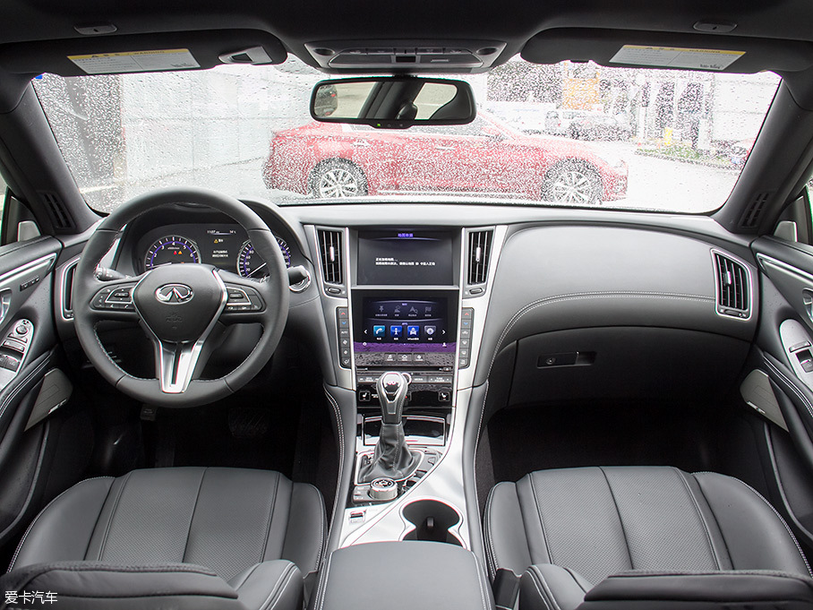 愛卡實拍英菲尼迪Q60 2.0T