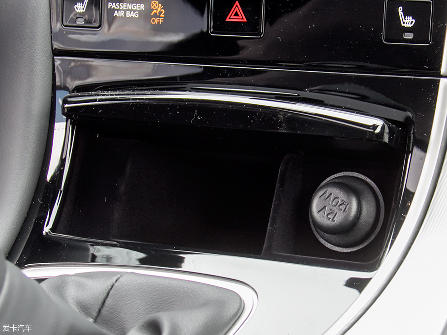 愛卡實拍英菲尼迪Q60 2.0T