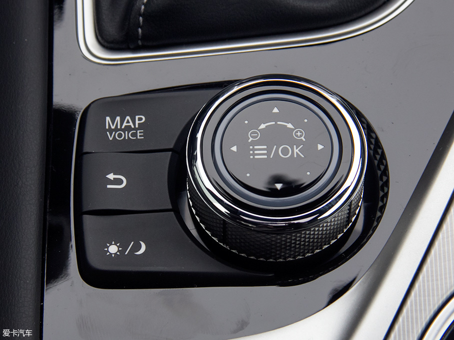 愛卡實拍英菲尼迪Q60 2.0T