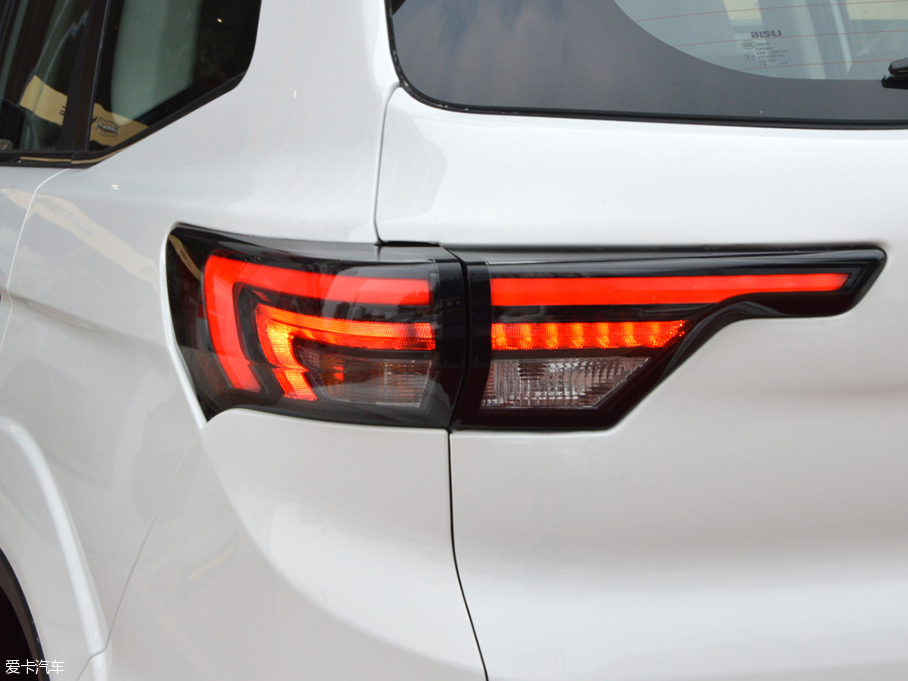 比速汽車2017款比速T5