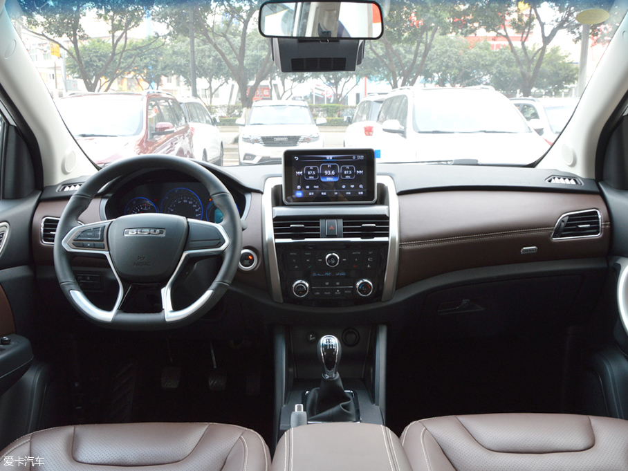 比速汽車2017款比速T5