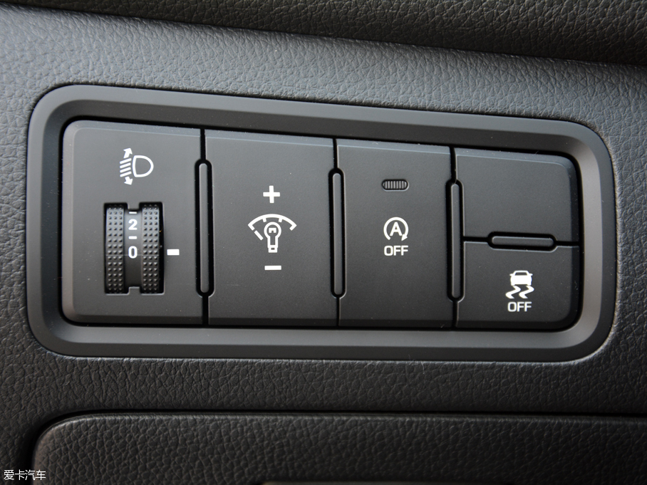 愛卡實拍2017款名圖