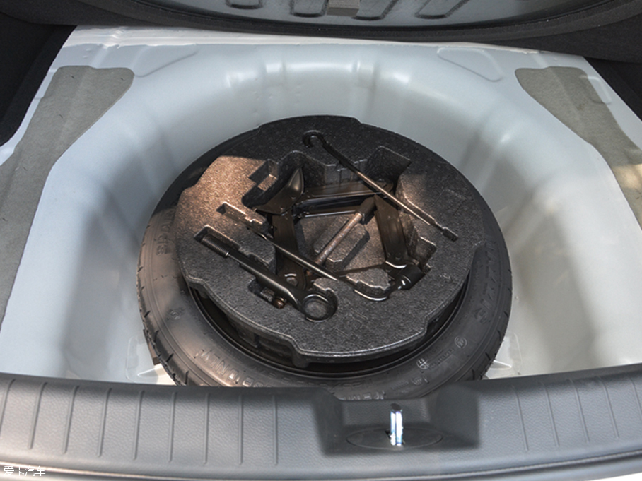 愛卡實拍2017款名圖