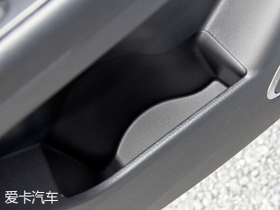 愛卡實拍全球鷹K17A