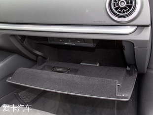 爱卡试驾新款奥迪A3 40TFSI