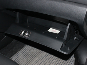 愛卡實拍新款奔騰B70