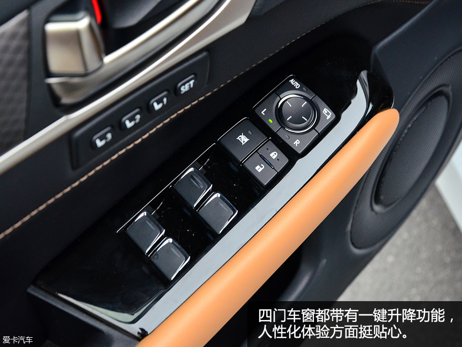 实拍2016款雷克萨斯GS