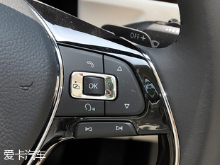 愛卡實拍上汽大眾輝昂
