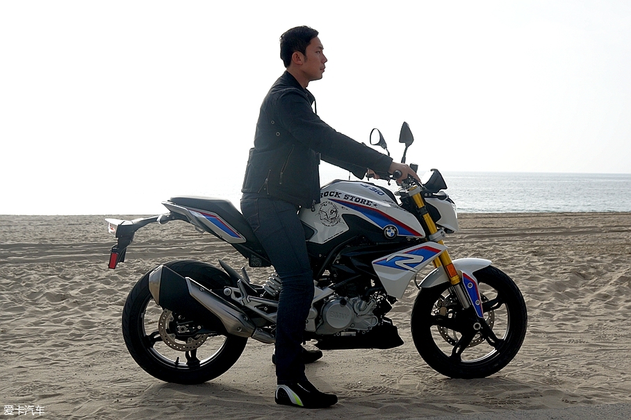 BMW G 310 R