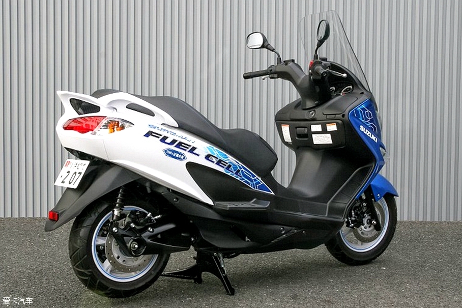 SUZUKI BURGMAN