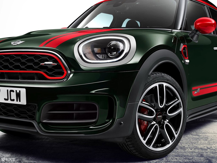 ǰMINIٷһMINI COUNTRYMAN JCWĹͼ³ΪCOUNTRYMANܰ汾³2.0Tڽ4¿ĻϺչȫ׷