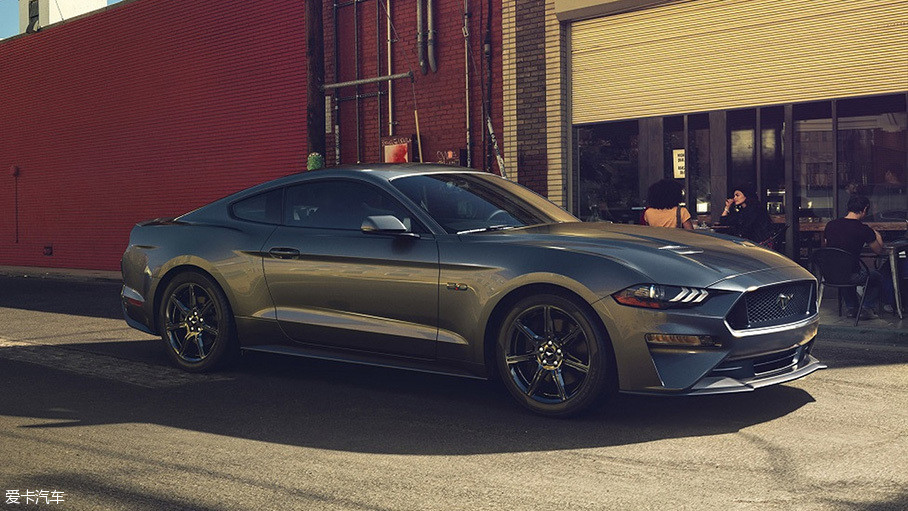 գعٷʽ2018MustangĹٷͼƬ³۱仯ԣʵܶϸڲֶ˵