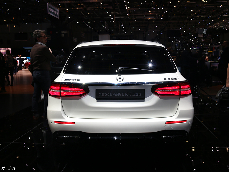 2017日内瓦车展 AMG E63 S旅行版发布
