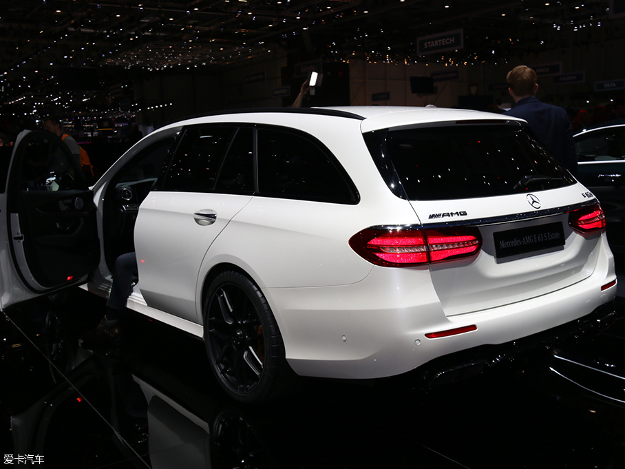 2017日内瓦车展 AMG E63 S旅行版发布
