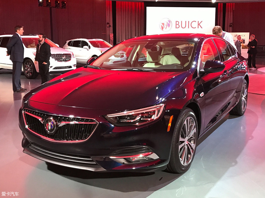 别克新一代君威掀背版