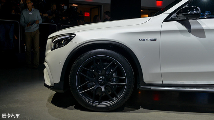 ÷˹-AMGʽAMG GLC 63ڵĶAMGͣ³ۺβͨGLCƣ4.0T V8˫ѹ