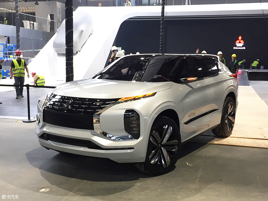 上海车展探馆:三菱GT-PHEV概念车抢先拍