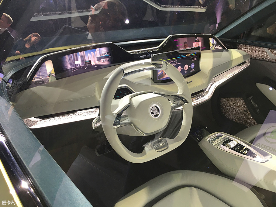 VISION E