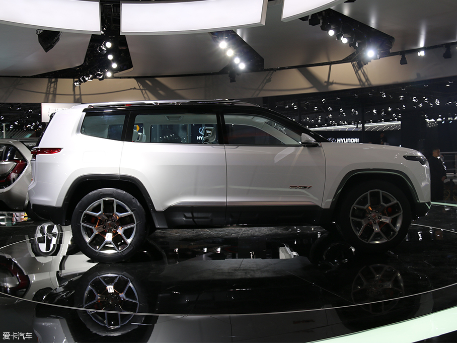 Jeep云图概念车