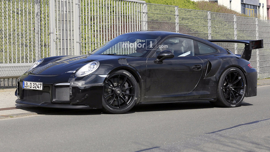 > 保时捷911 gt2 rs车型