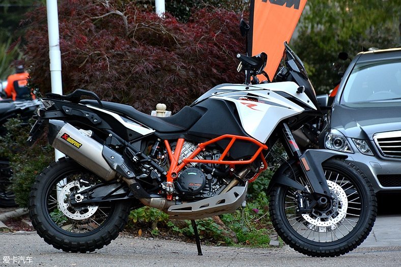 ktm 1090 adventure r(4/9)