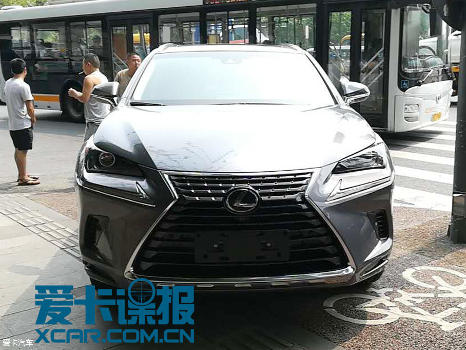 2017成都车展探馆：雷克萨斯新NX 300